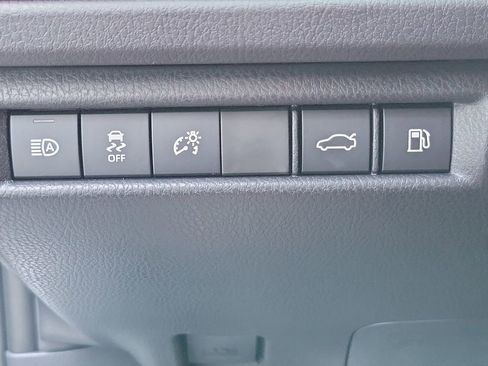 Used 2026 Toyota Camry XSE FWD image 19