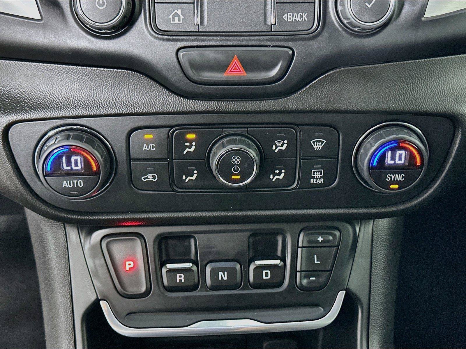 Used 2019 GMC Terrain SLT AWD/4WD image 9