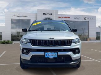 Used 2025 Jeep Compass Limited w/ Sun & Sound Group AWD/4WD video 3