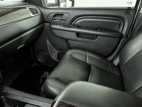 Used 2012 GMC Sierra 3500 Denali AWD/4WD image 27