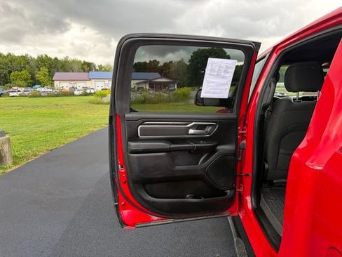 Used 2023 RAM 1500 Big Horn AWD/4WD image 46
