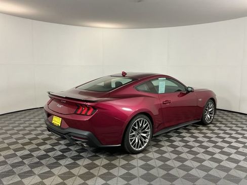 Used 2025 Ford Mustang GT Premium RWD image 5