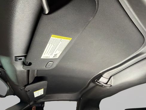 Used 2011 Chevrolet Corvette Grand Sport w/ Preferred Equipment Group image 32