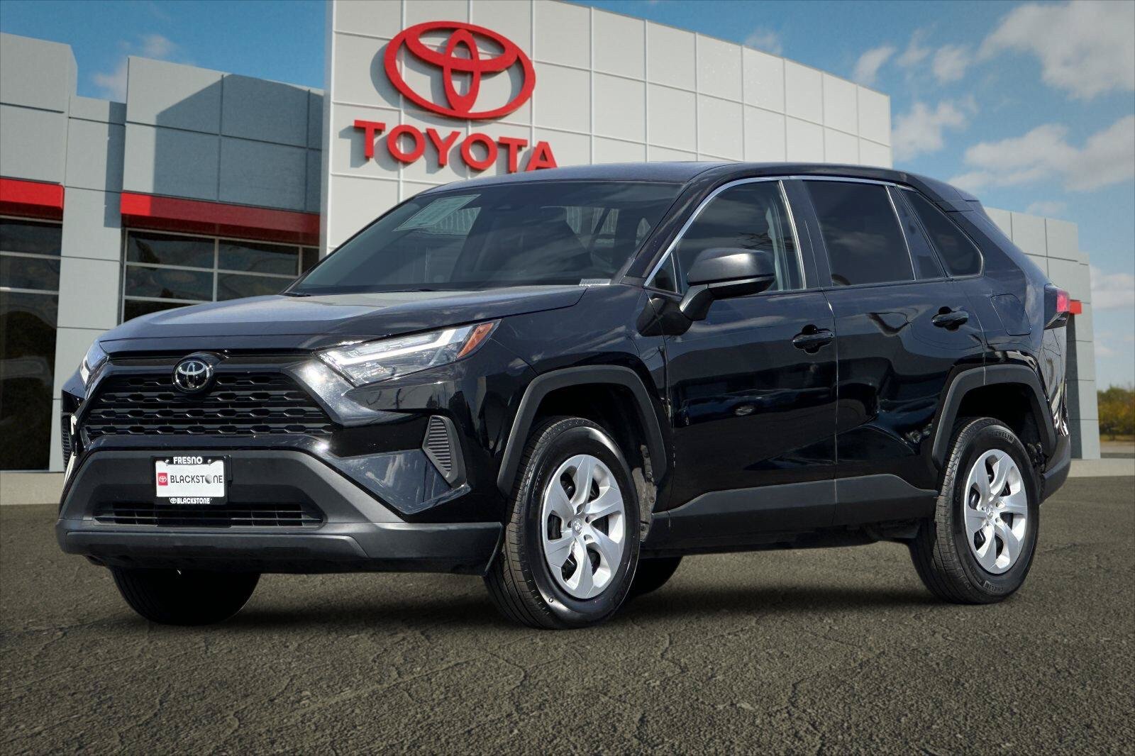 Certified 2025 Toyota RAV4 LE AWD/4WD image 7
