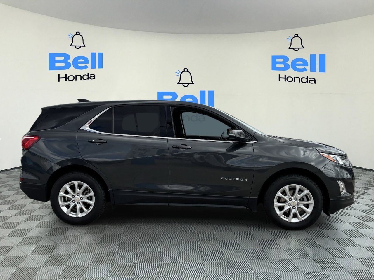 Used 2019 Chevrolet Equinox LT FWD image 5