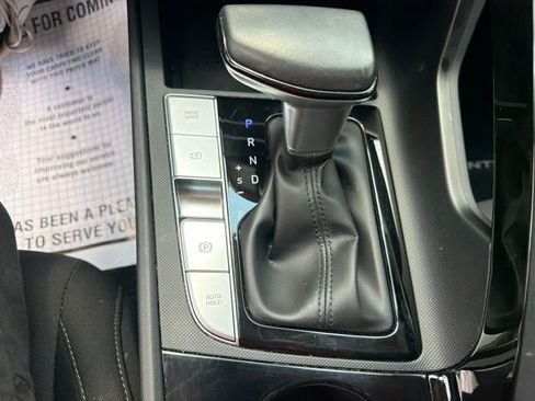 Used 2021 Hyundai Elantra SEL w/ Convenience Package FWD image 14