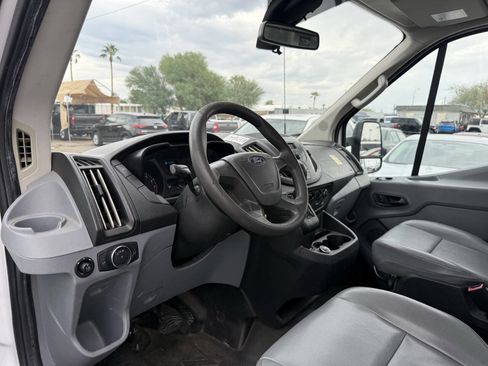 Used 2018 Ford Transit 250 138 image 21