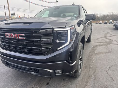 New 2026 GMC Sierra 1500 Elevation image 10