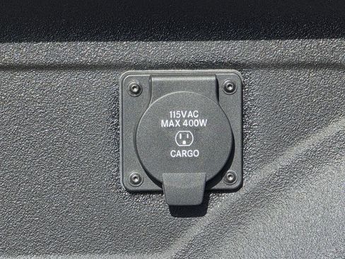 New 2025 RAM 3500 Laramie AWD/4WD image 34