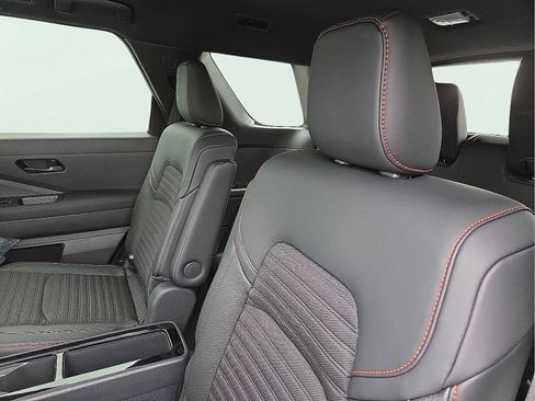 New 2026 Nissan Pathfinder Rock Creek AWD/4WD image 9