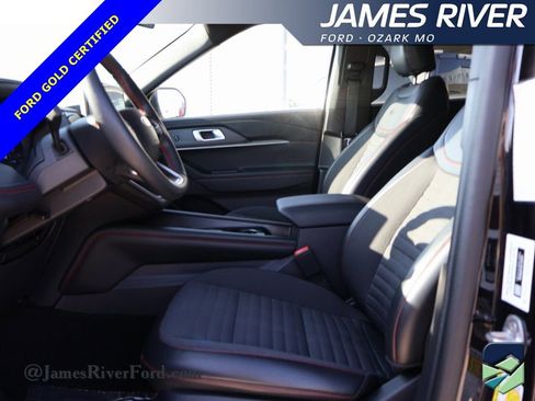 Certified 2025 Ford Explorer ST-Line w/ ST-Line Street Pack image 24