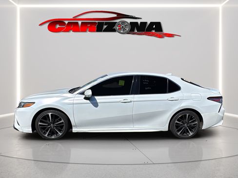 Used 2019 Toyota Camry XSE w/ Navigation Package FWD image 10
