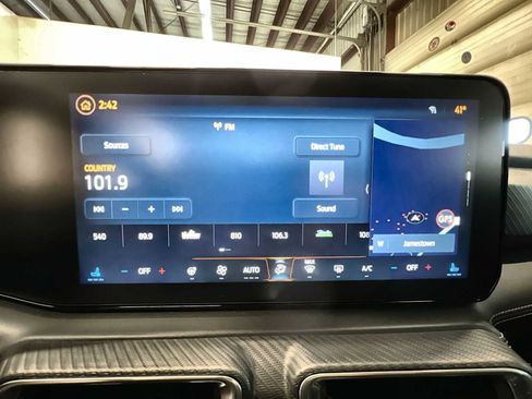 Used 2025 Ford Mustang GT Premium w/ GT Performance Package image 12