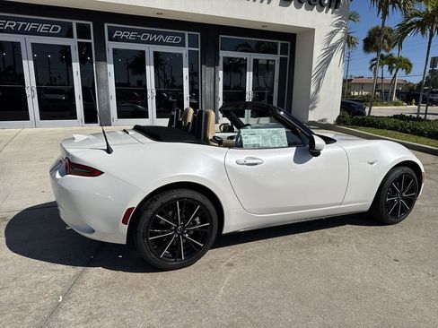 New 2026 MAZDA MX-5 Miata Grand Touring image 5