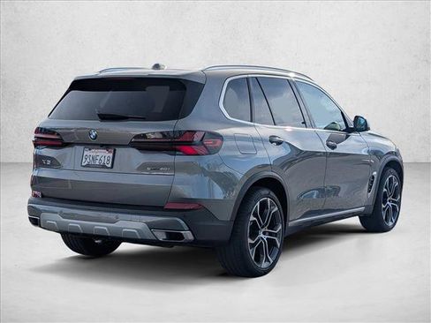 Certified 2025 BMW X5 sDrive40i w/ Parking Assistance Package image 5