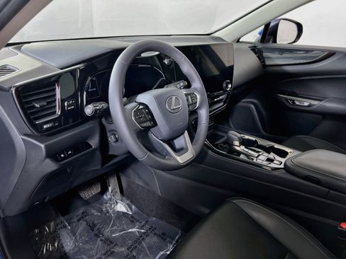 Used 2023 Lexus NX 350 AWD image 9