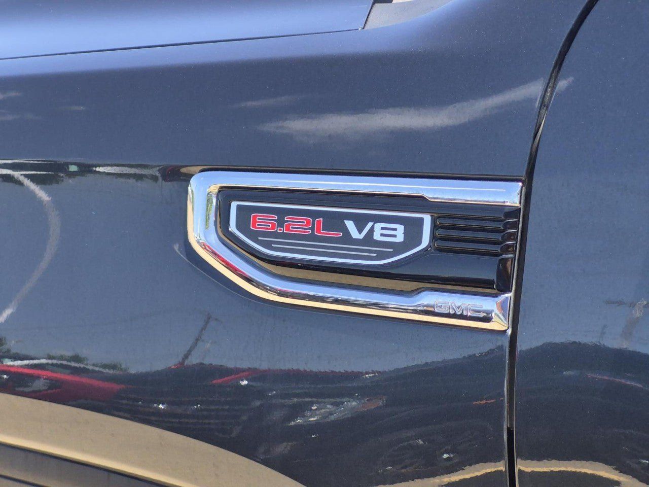 Certified 2022 GMC Sierra 1500 Denali w/ Denali Reserve Package AWD/4WD image 11