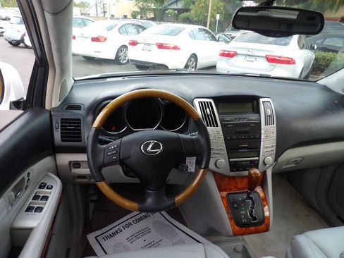 Used 2004 Lexus RX 330 FWD image 5