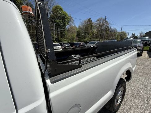 Used 2006 Ford F250 XL image 28