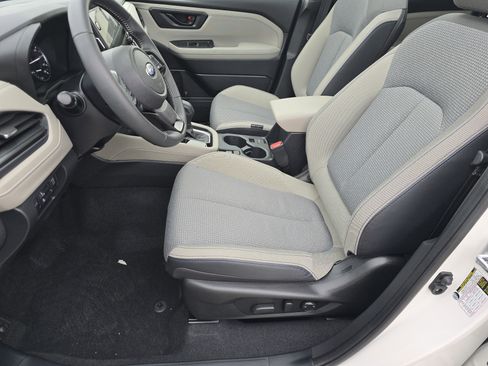 Certified 2025 Subaru Forester Premium image 20