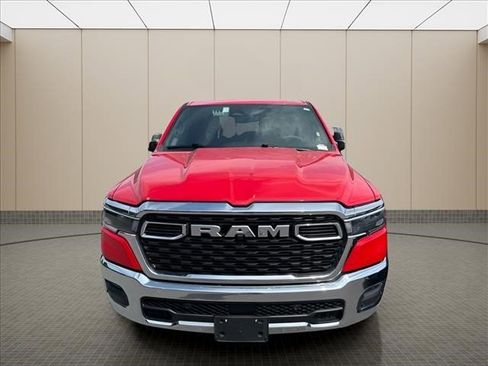 Used 2025 RAM 1500 Big Horn AWD/4WD image 9