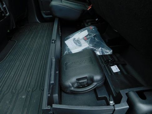 Used 2022 Ford F250 Platinum image 24