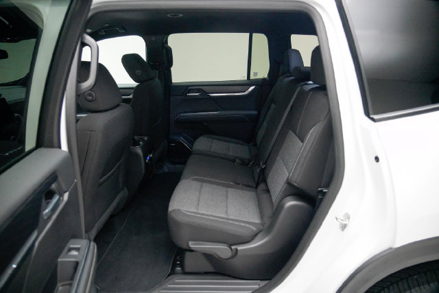 Used 2025 GMC Acadia Elevation FWD image 27