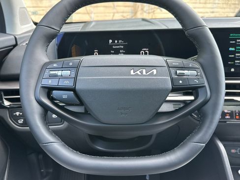 New 2026 Kia Sportage EX FWD image 21