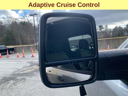 Certified 2025 RAM 1500 Tradesman w/ Night Edition image 9