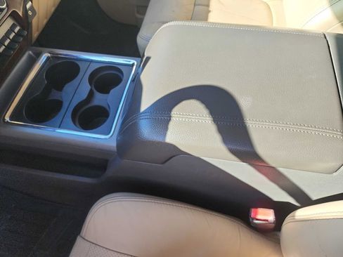 Used 2011 Ford F250 Lariat w/ Lariat Ultimate Pkg image 30