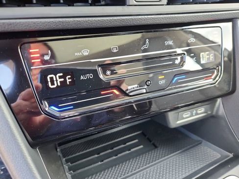 New 2026 Volkswagen Jetta SE image 14