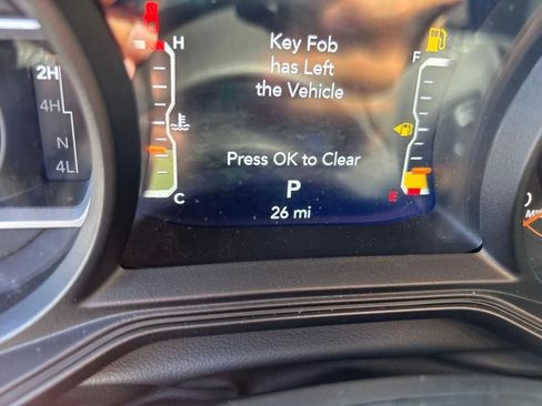 New 2025 Jeep Gladiator Sport image 18