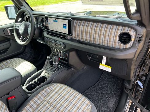 New 2026 Jeep Wrangler Unlimited Sport AWD/4WD image 7