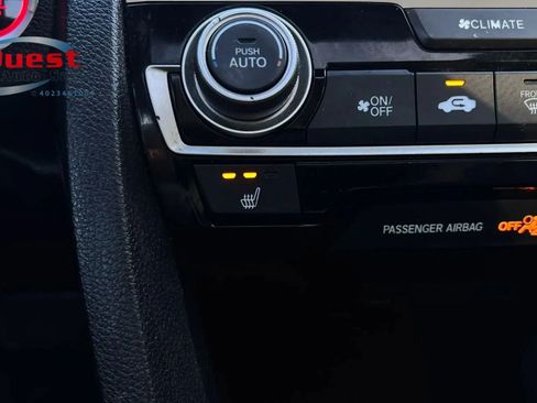 Used 2017 Honda Civic Touring image 34