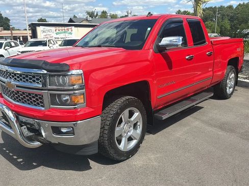 Used 2014 Chevrolet Silverado 1500 LTZ Z71 w/ LTZ Plus Package AWD/4WD image 3