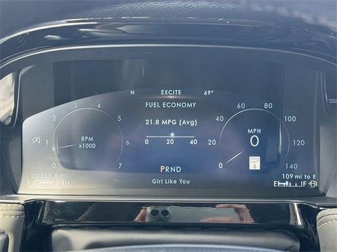 Used 2023 Lincoln Corsair FWD image 25