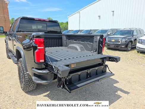 Used 2026 Chevrolet Silverado 2500 ZR2 AWD/4WD image 34