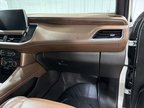 Used 2021 Chevrolet Suburban High Country image 26