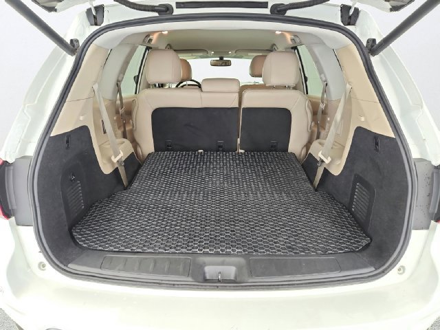 Used 2019 Nissan Pathfinder SL FWD image 23