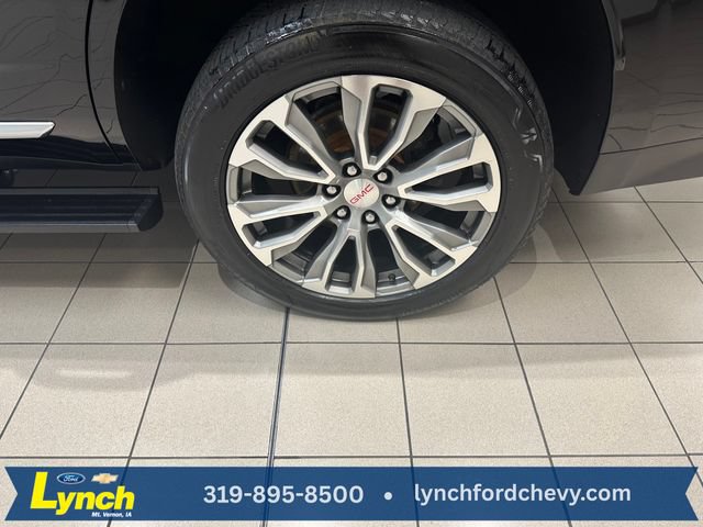 Used 2021 GMC Yukon Denali w/ Denali Premium Package AWD/4WD image 36