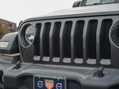 Used 2020 Jeep Wrangler Sport image 10
