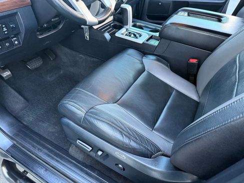 Used 2018 Toyota Tundra Limited w/ Limited Premium Package AWD/4WD image 35