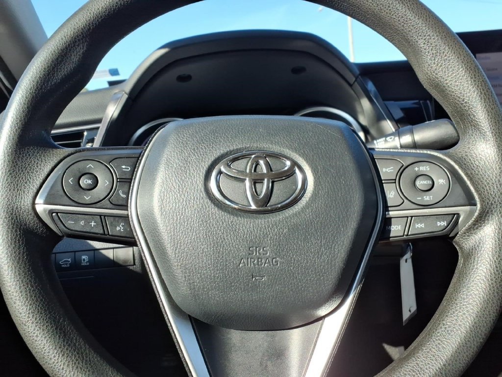 Used 2023 Toyota Camry LE FWD image 28