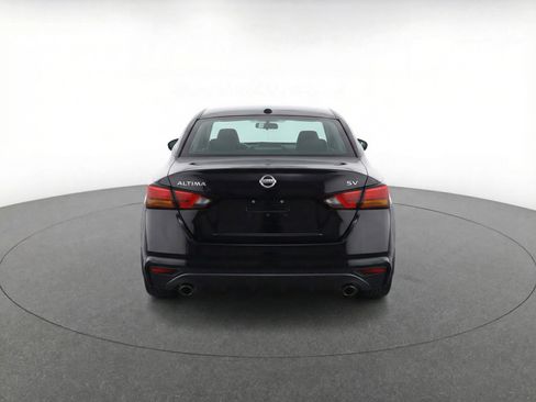 Used 2024 Nissan Altima 2.5 SV image 7