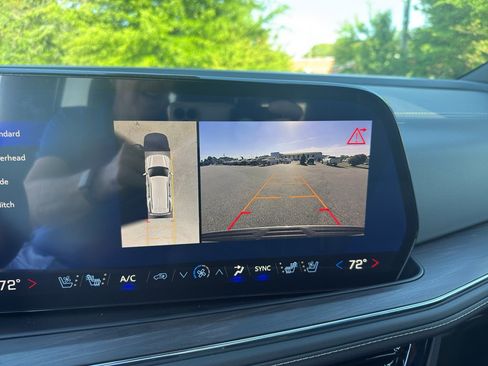 New 2026 Chevrolet Tahoe Premier w/ Sun And Tow Package AWD/4WD image 12