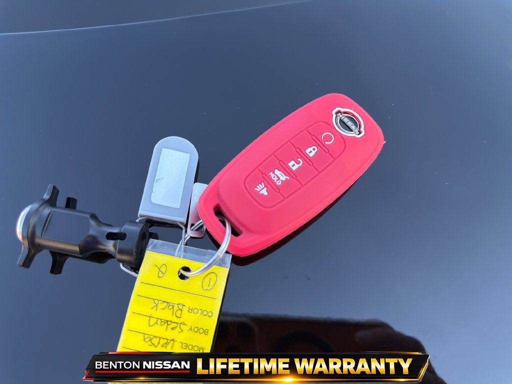 Used 2025 Nissan Versa SR w/ Trunk Package FWD image 14