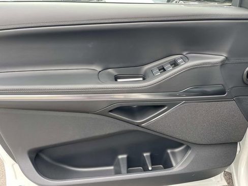 New 2026 Lincoln Navigator L Reserve AWD/4WD image 26