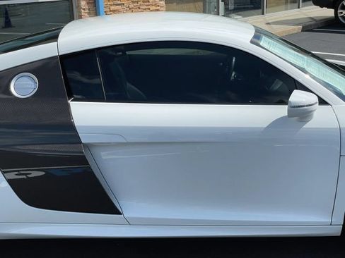 Used 2015 Audi R8 V10 w/ Full Leather Package AWD/4WD image 20