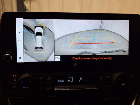 Used 2024 Toyota Grand Highlander FWD image 14