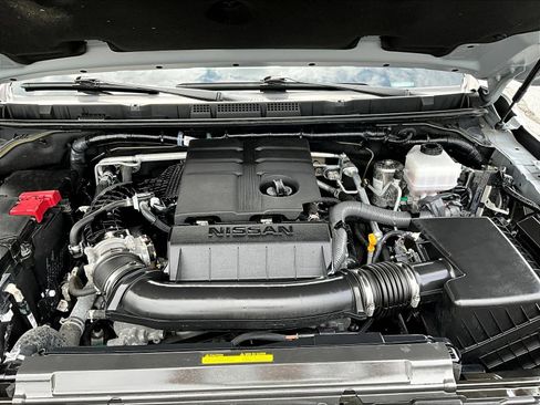 Certified 2025 Nissan Frontier PRO-4X w/ Pro Premium Package AWD/4WD image 34